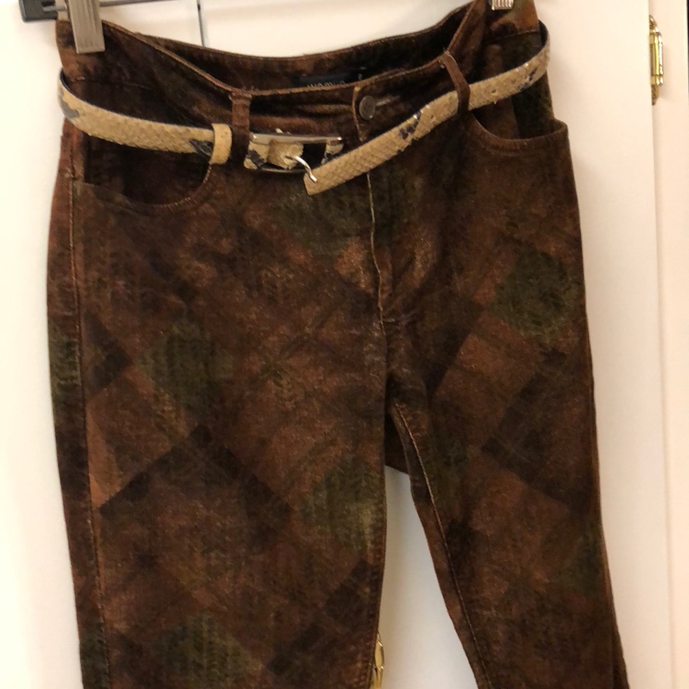 Womyn JEANS Purchased Philadelphia Boutique.